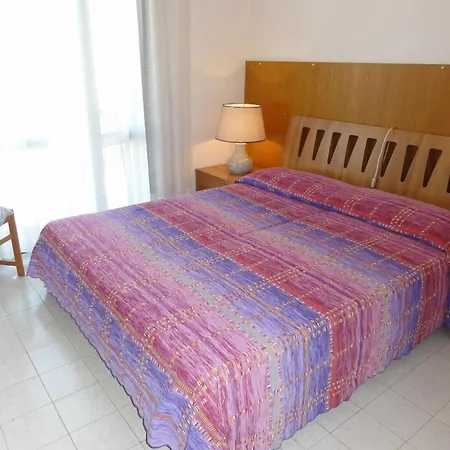 Villa Peaceful With Outdoor Fireplace Bibione