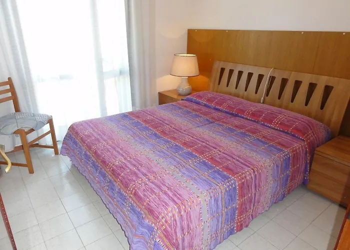 Villa Peaceful With Outdoor Fireplace Bibione