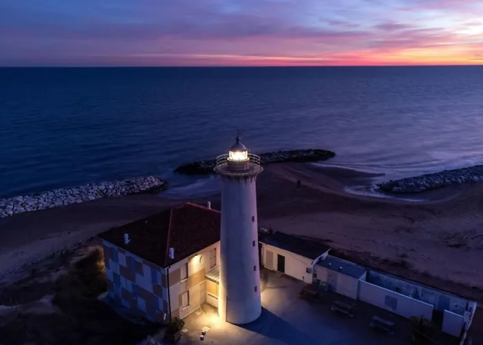 Peaceful With Outdoor Fireplace וילה ביביונה